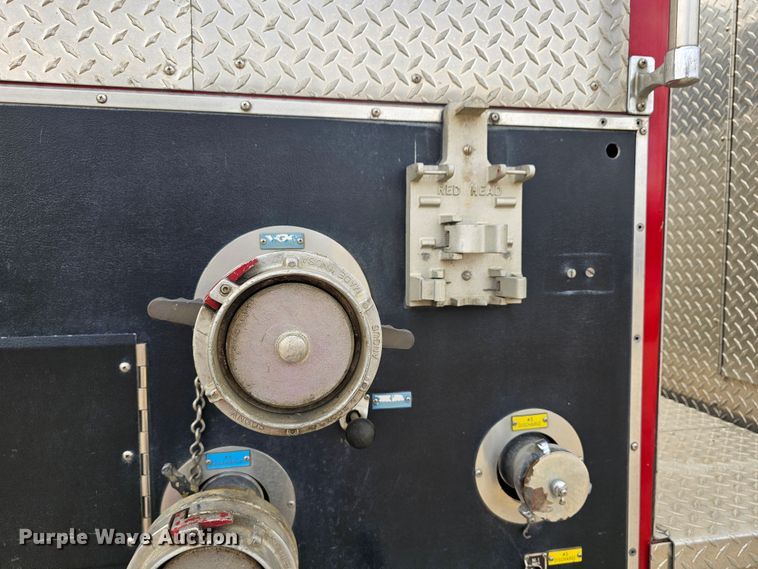 image for item DO7861 1985 Hendrickson 1871 W64 pumper fire truck