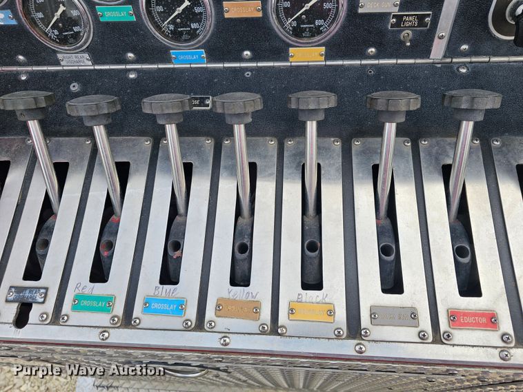 image for item DO7861 1985 Hendrickson 1871 W64 pumper fire truck