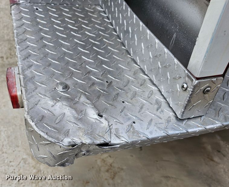 image for item DO7861 1985 Hendrickson 1871 W64 pumper fire truck