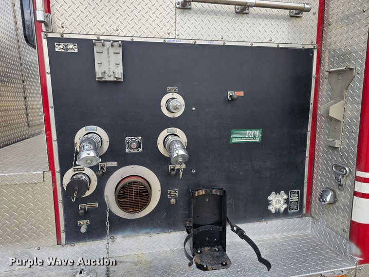 image for item DO7861 1985 Hendrickson 1871 W64 pumper fire truck