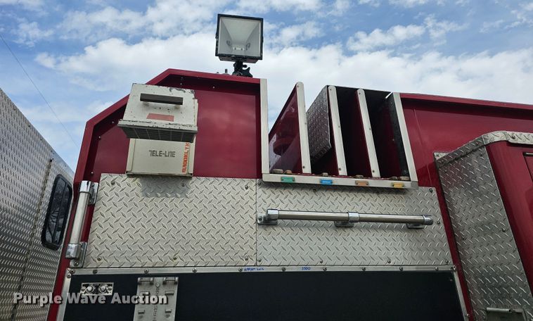 image for item DO7861 1985 Hendrickson 1871 W64 pumper fire truck