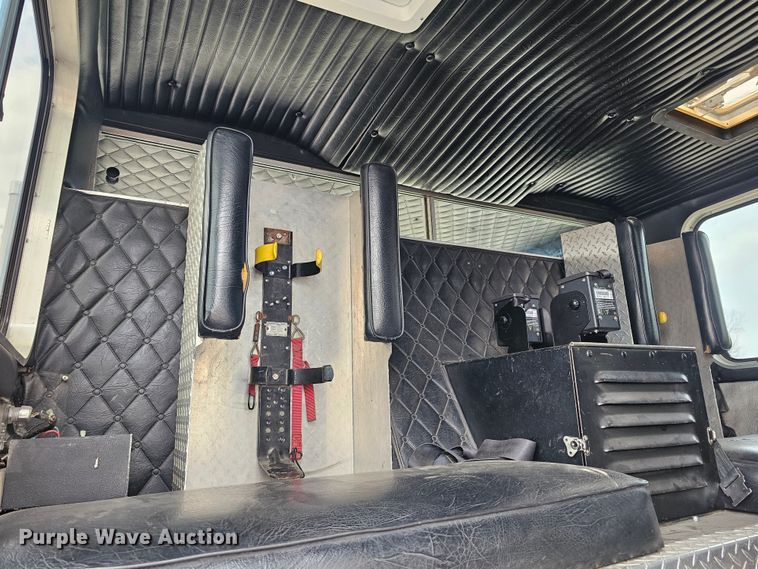 image for item DO7861 1985 Hendrickson 1871 W64 pumper fire truck