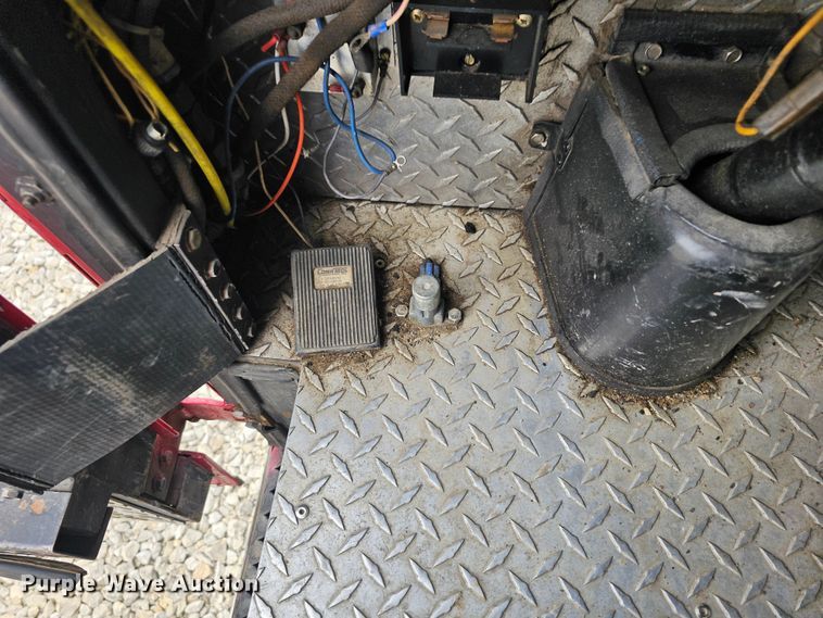 image for item DO7861 1985 Hendrickson 1871 W64 pumper fire truck