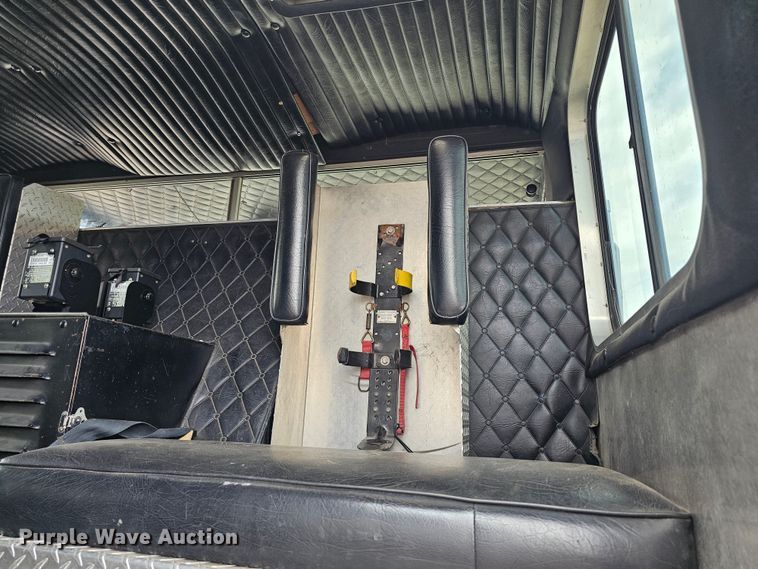 image for item DO7861 1985 Hendrickson 1871 W64 pumper fire truck