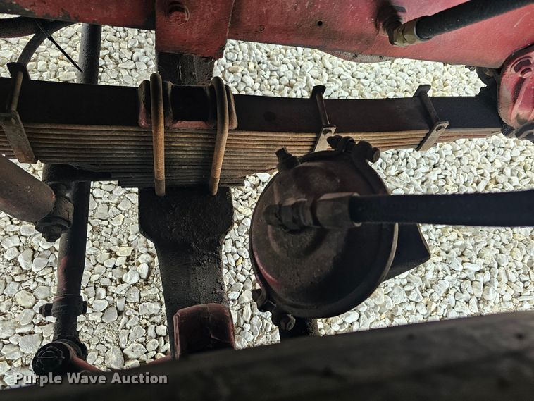 image for item DO7861 1985 Hendrickson 1871 W64 pumper fire truck