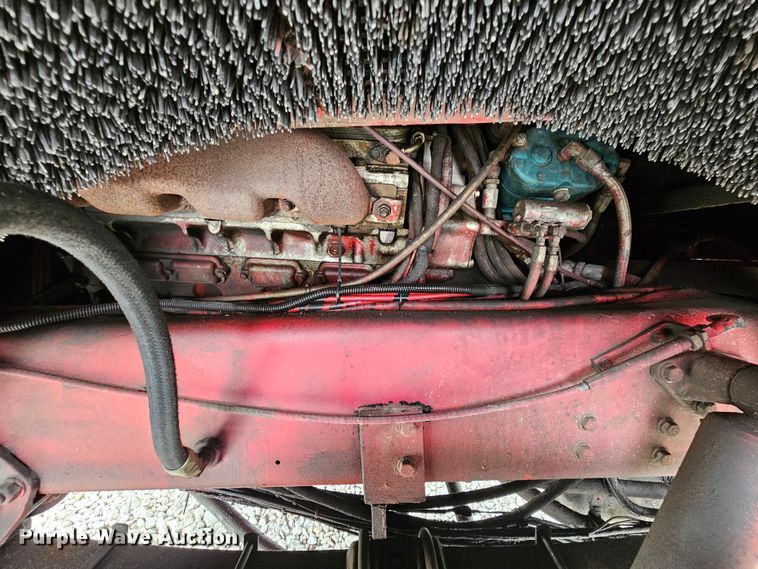 image for item DO7861 1985 Hendrickson 1871 W64 pumper fire truck