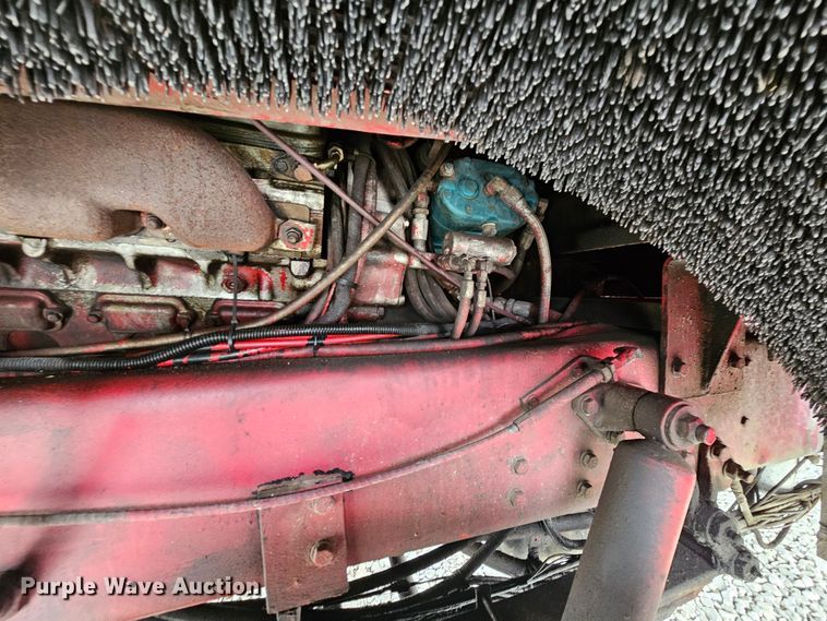 image for item DO7861 1985 Hendrickson 1871 W64 pumper fire truck