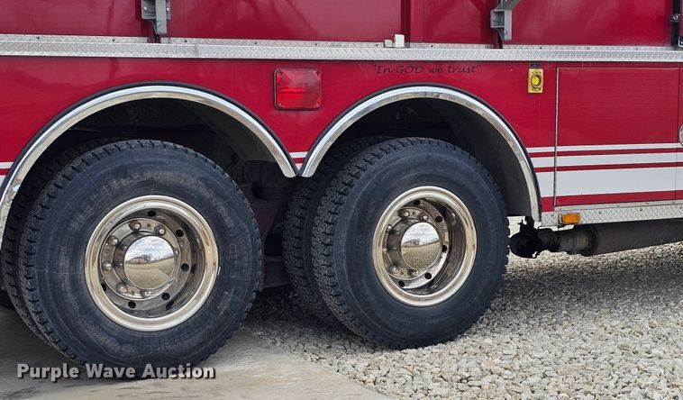 image for item DO7861 1985 Hendrickson 1871 W64 pumper fire truck