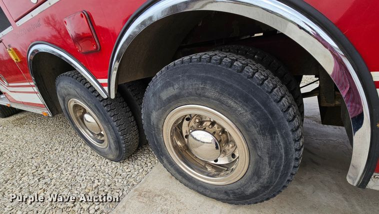 image for item DO7861 1985 Hendrickson 1871 W64 pumper fire truck