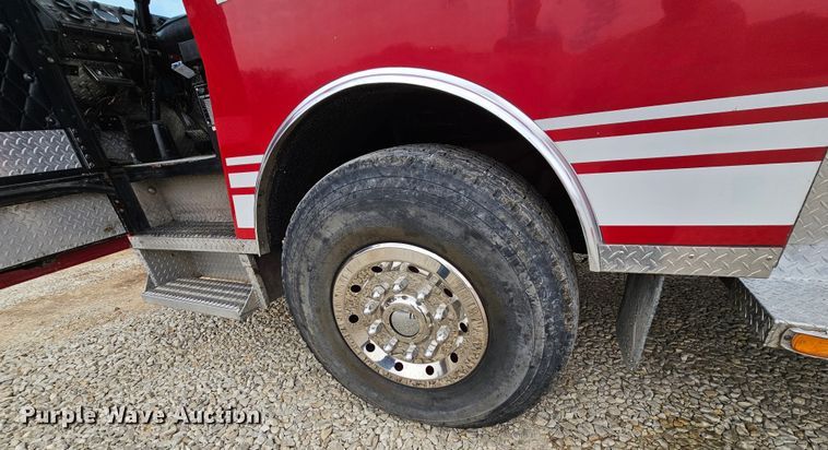 image for item DO7861 1985 Hendrickson 1871 W64 pumper fire truck