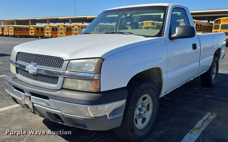 image for item DP6214 2003 Chevrolet Silverado 1500 pickup truck