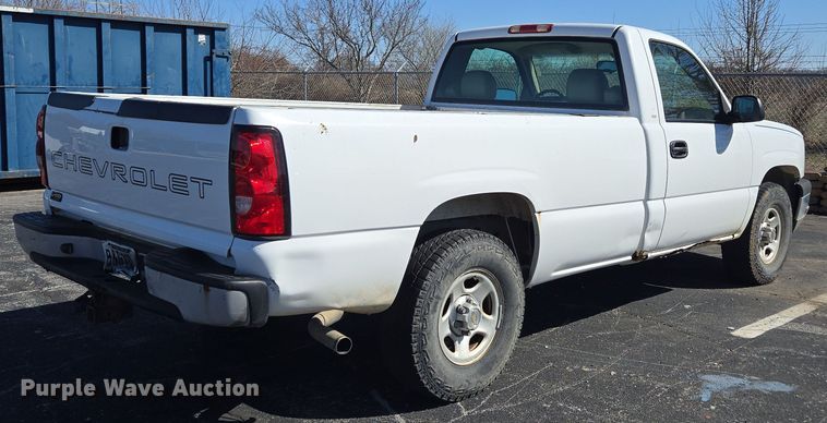 image for item DP6214 2003 Chevrolet Silverado 1500 pickup truck