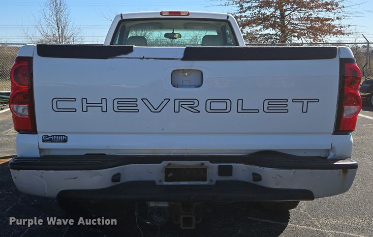 image for item DP6214 2003 Chevrolet Silverado 1500 pickup truck