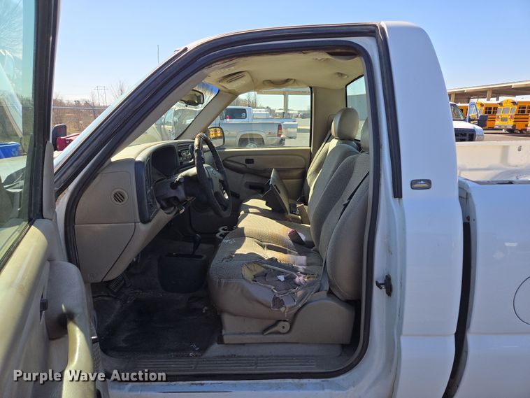 image for item DP6214 2003 Chevrolet Silverado 1500 pickup truck