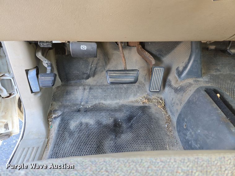 image for item DP6214 2003 Chevrolet Silverado 1500 pickup truck