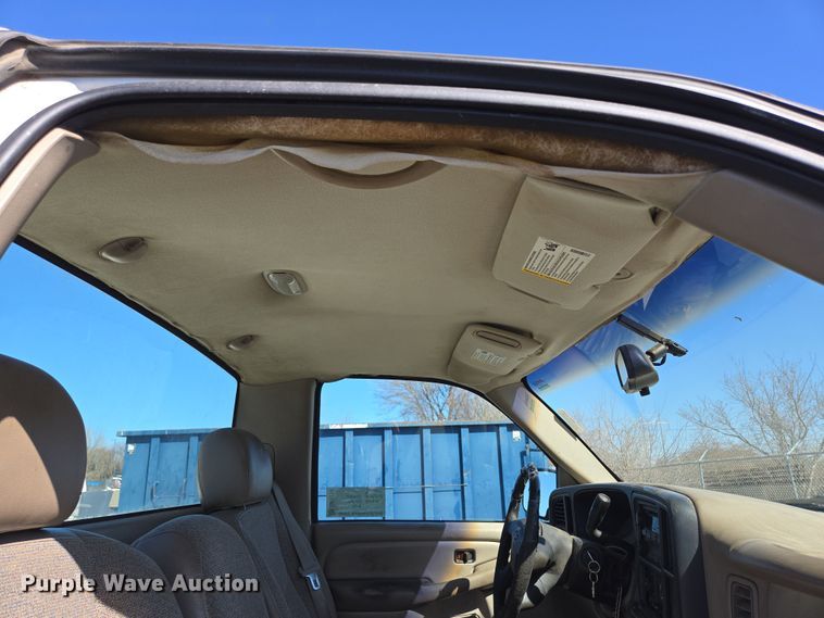 image for item DP6214 2003 Chevrolet Silverado 1500 pickup truck