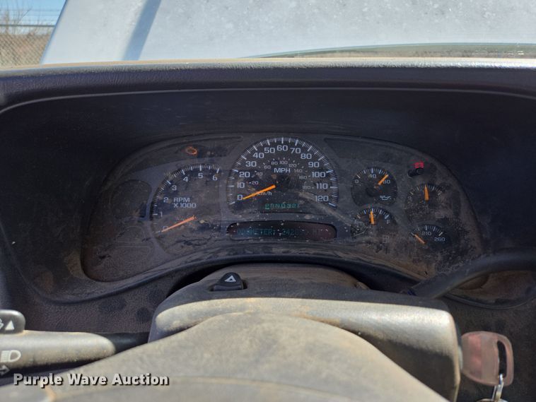 image for item DP6214 2003 Chevrolet Silverado 1500 pickup truck