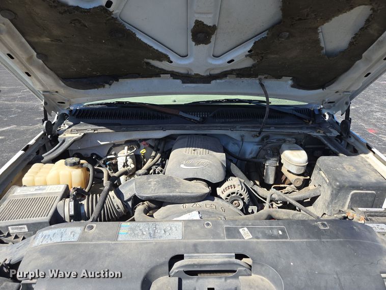 image for item DP6214 2003 Chevrolet Silverado 1500 pickup truck