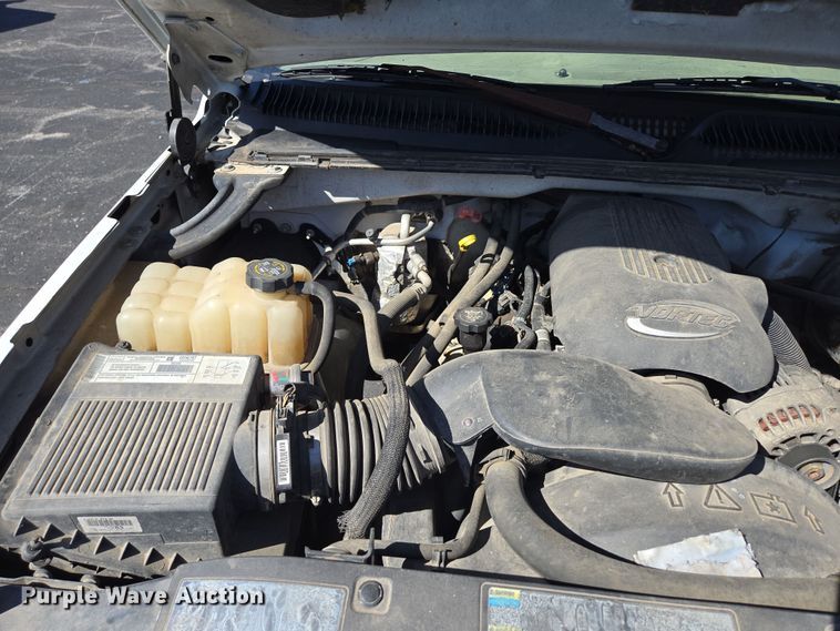 image for item DP6214 2003 Chevrolet Silverado 1500 pickup truck