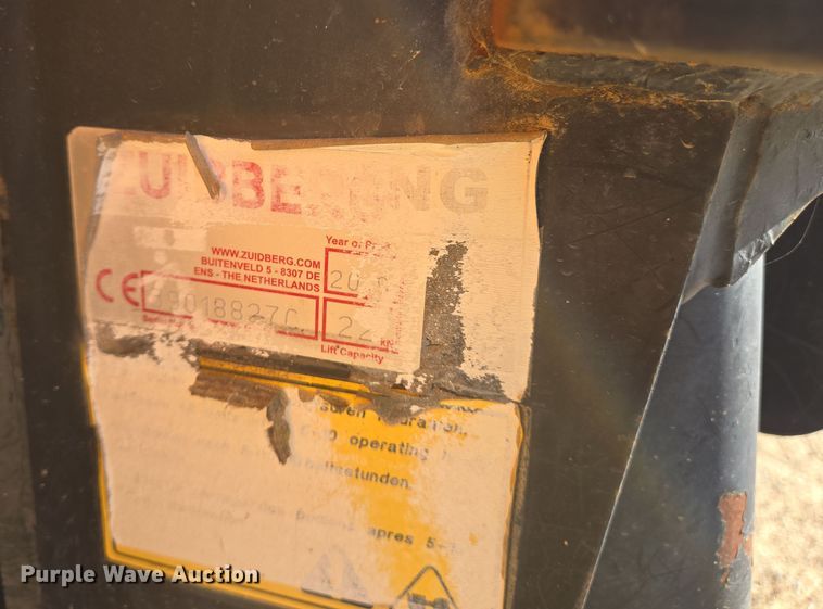 image for item DS5327 2021 Alamo Industrial Mantis 4142 municipal tractor