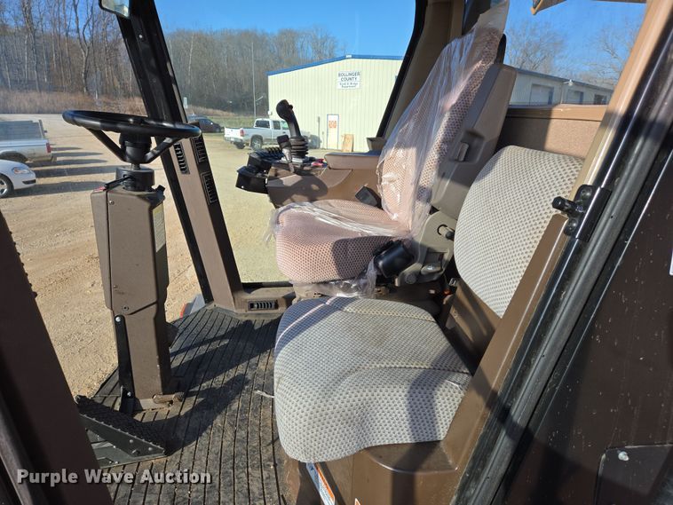 image for item DS5327 2021 Alamo Industrial Mantis 4142 municipal tractor