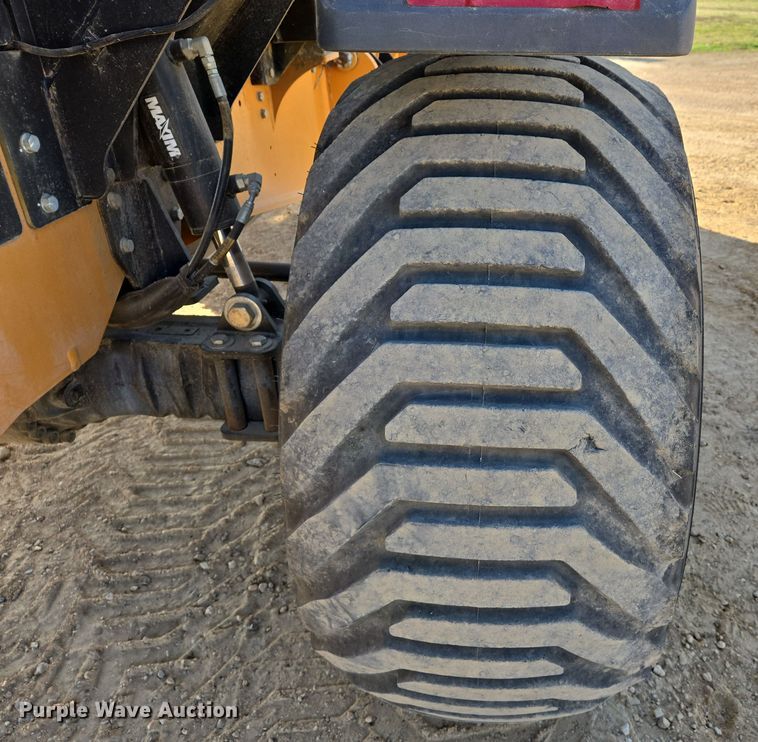 image for item DS5327 2021 Alamo Industrial Mantis 4142 municipal tractor