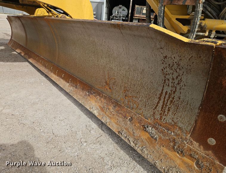 image for item DT7661 2011 Komatsu GD655-5 motor grader