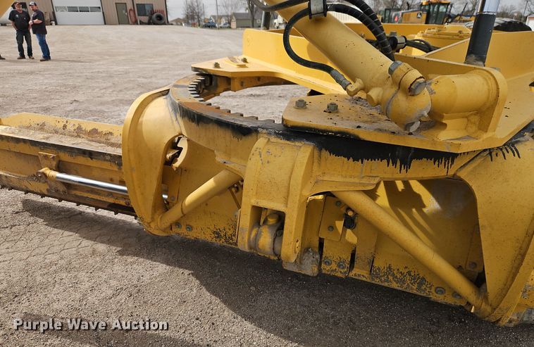 image for item DT7661 2011 Komatsu GD655-5 motor grader