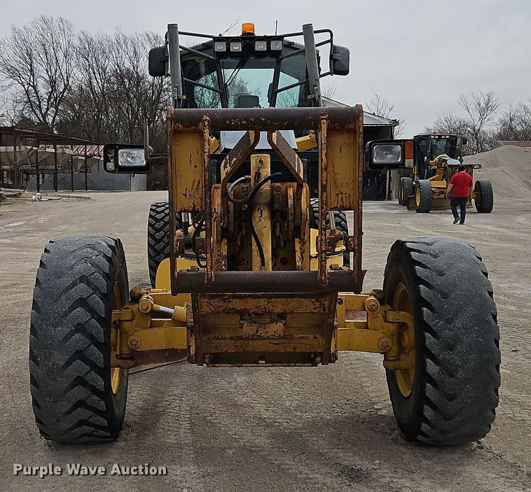 image for item DT7662 2011 Komatsu GD655-5 motor grader