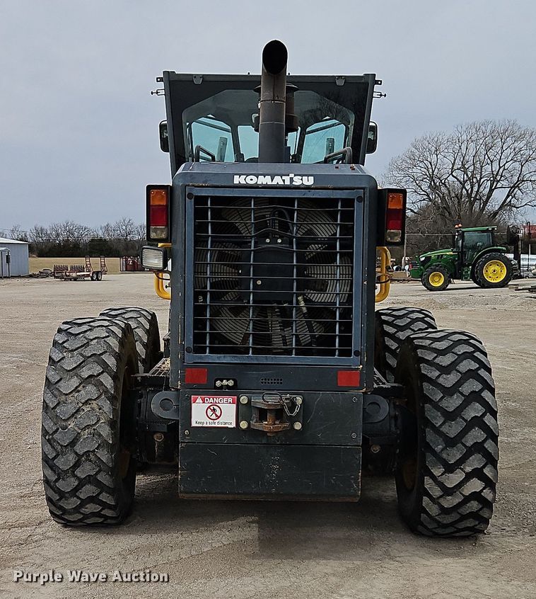 image for item DT7662 2011 Komatsu GD655-5 motor grader