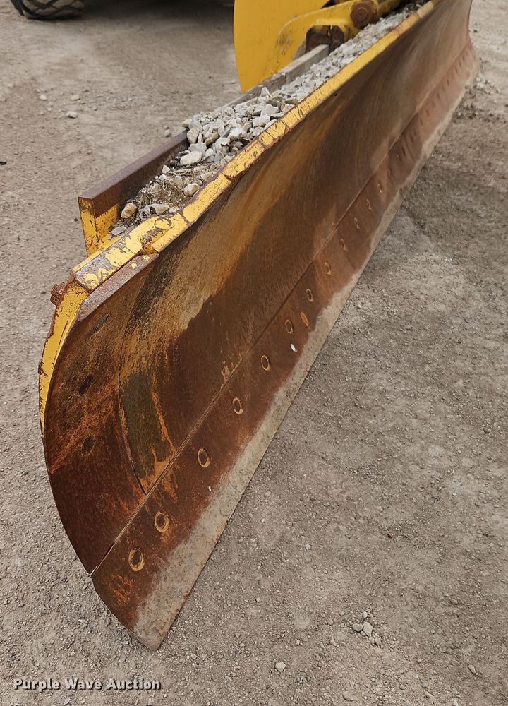 image for item DT7662 2011 Komatsu GD655-5 motor grader