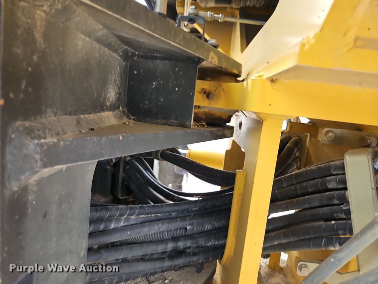 image for item DT7662 2011 Komatsu GD655-5 motor grader