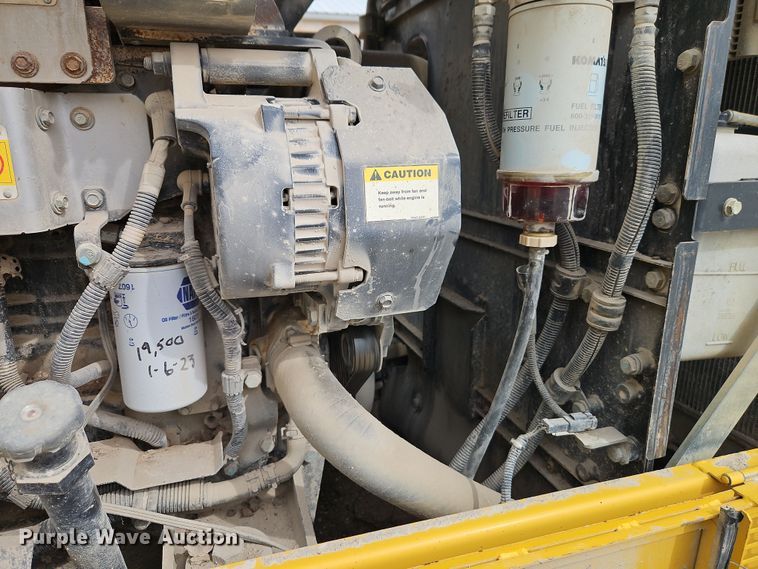 image for item DT7662 2011 Komatsu GD655-5 motor grader