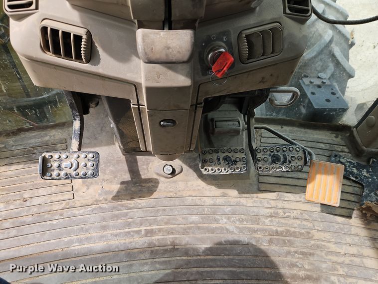 image for item DT7663 2011 John Deere 6330 MFWD tractor