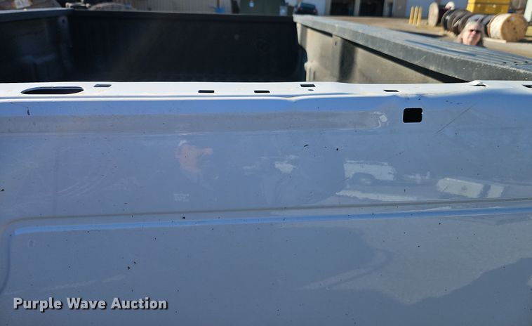 image for item DT7664 Pickup truck bed