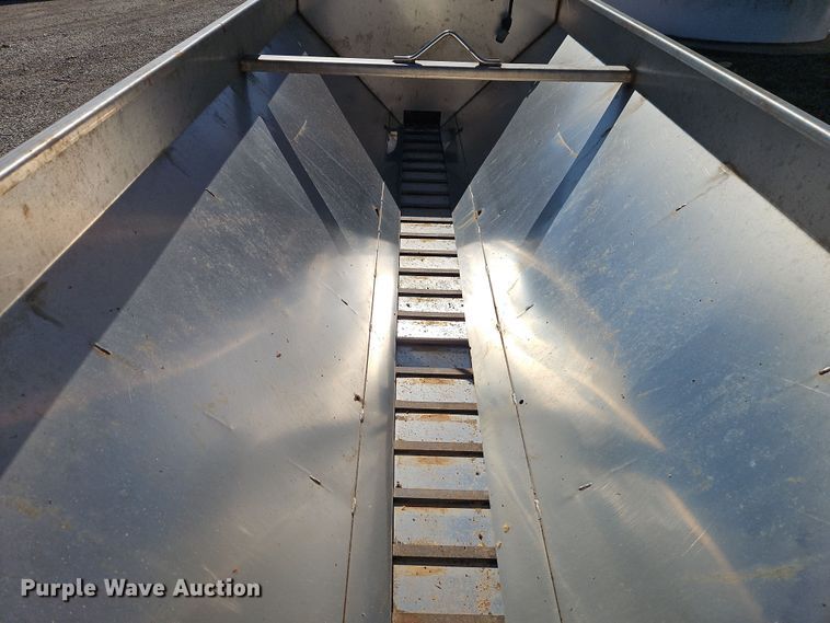 image for item DT7666 Henderson FSP2x10xBRIGGSxSS spreader