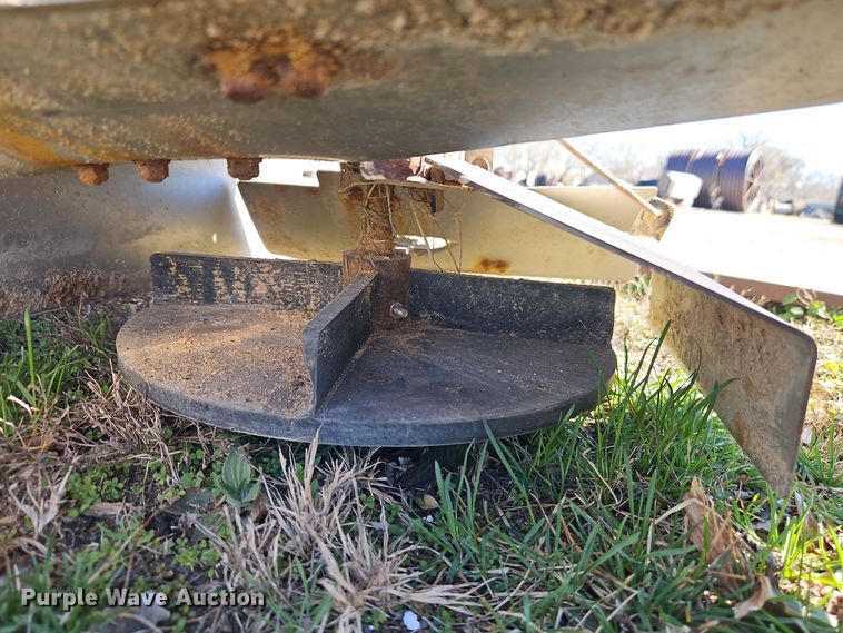 image for item DT7666 Henderson FSP2x10xBRIGGSxSS spreader