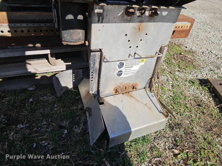 image for item DT7666 Henderson FSP2x10xBRIGGSxSS spreader