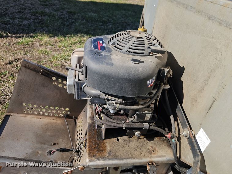 image for item DT7666 Henderson FSP2x10xBRIGGSxSS spreader