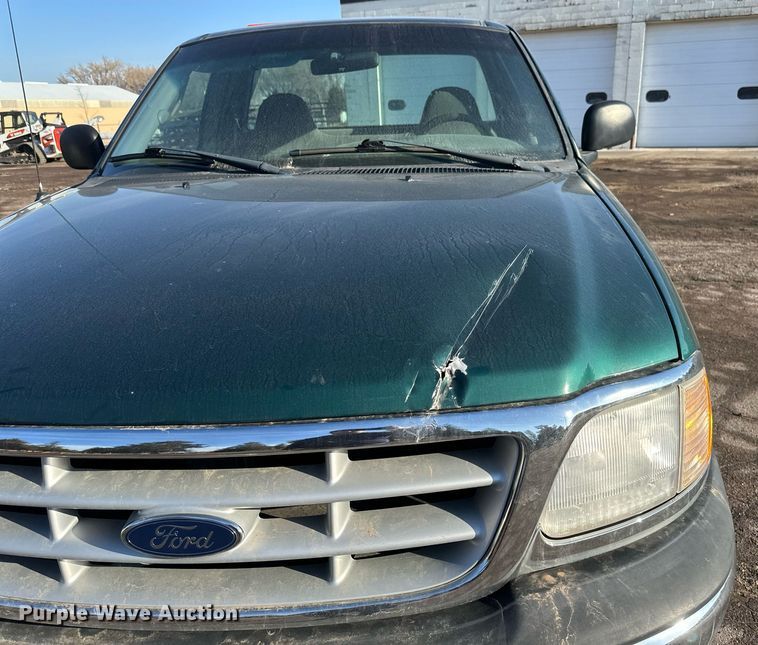 image for item DV0658 1999 Ford  F150 pickup truck