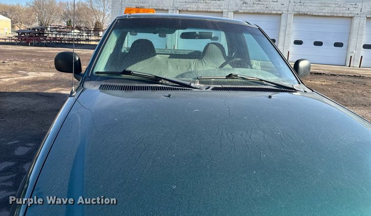 image for item DV0658 1999 Ford  F150 pickup truck