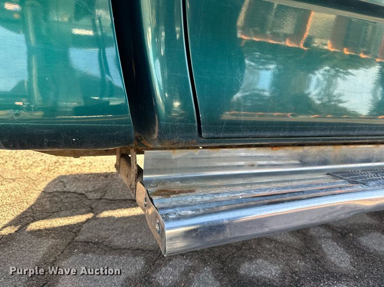 image for item DV0658 1999 Ford  F150 pickup truck