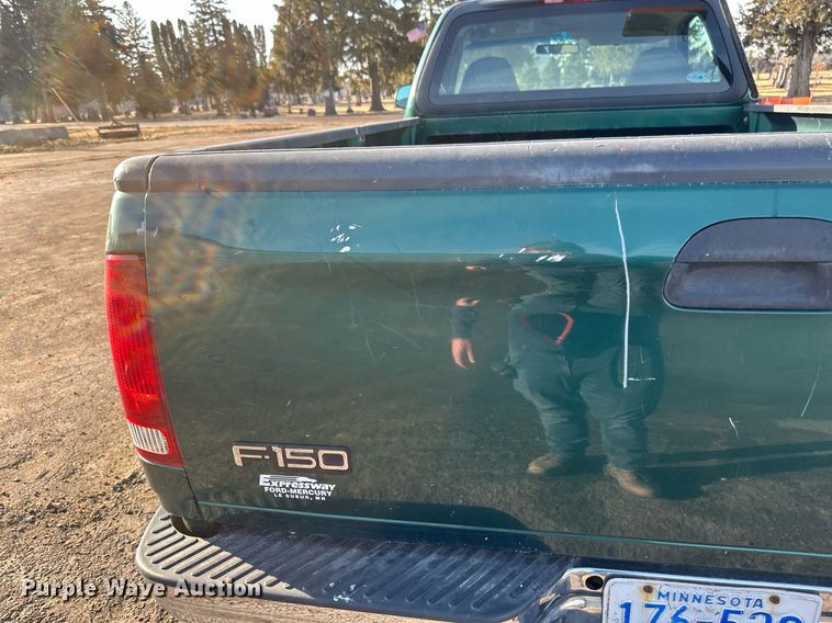 image for item DV0658 1999 Ford  F150 pickup truck