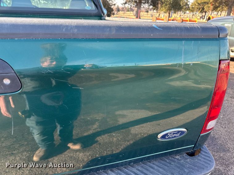 image for item DV0658 1999 Ford  F150 pickup truck