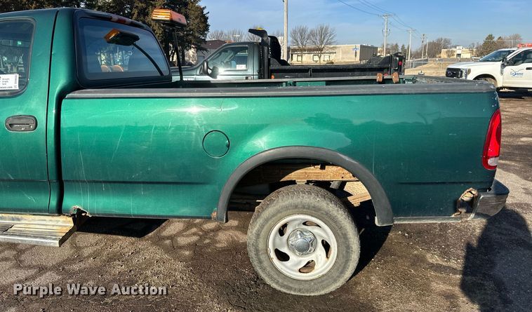 image for item DV0658 1999 Ford  F150 pickup truck