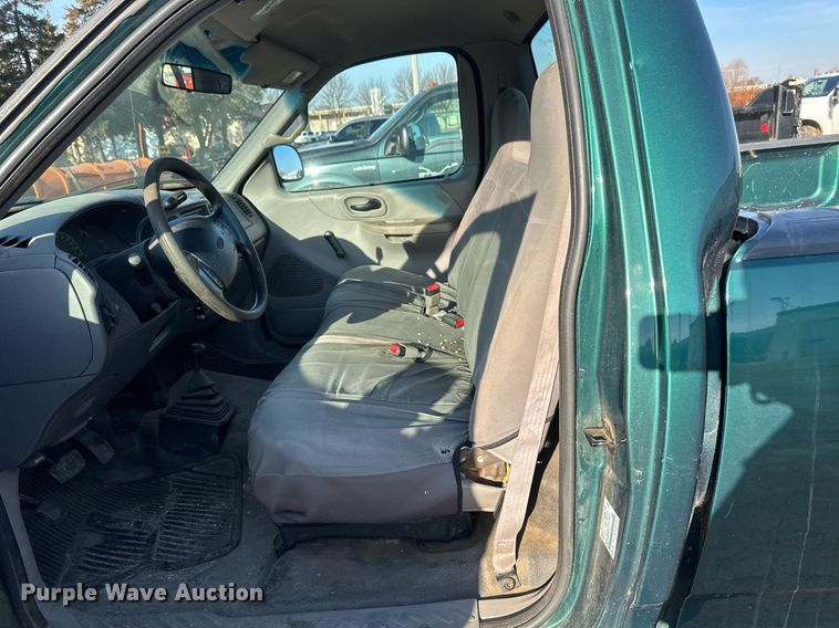 image for item DV0658 1999 Ford  F150 pickup truck