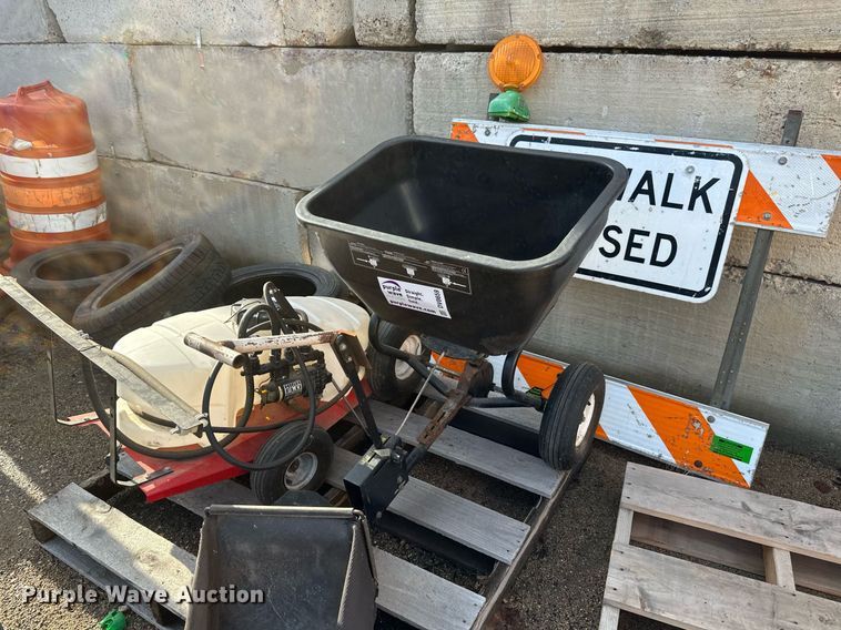 image for item DV0659 Lawn equipment