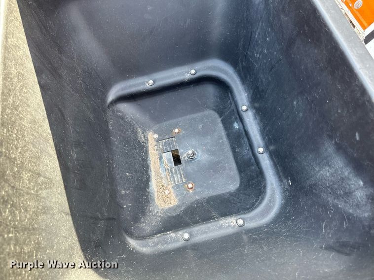 image for item DV0659 Lawn equipment