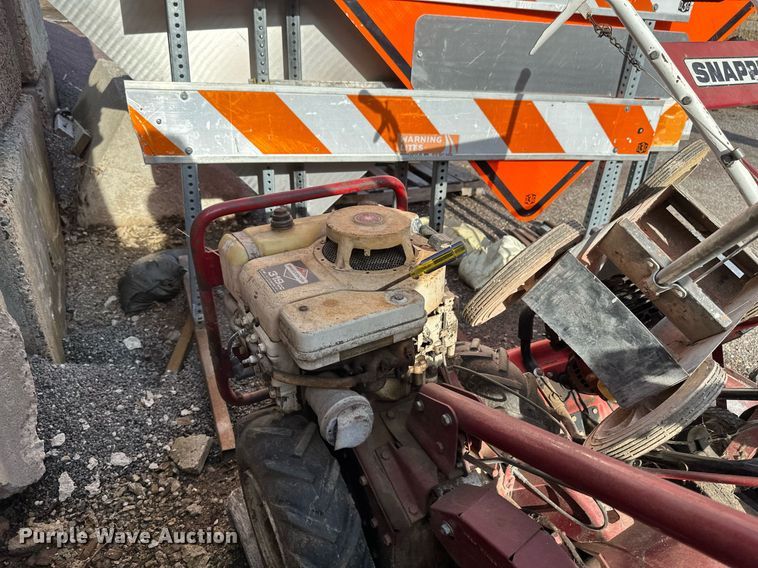 image for item DV0660 Lawn equipment