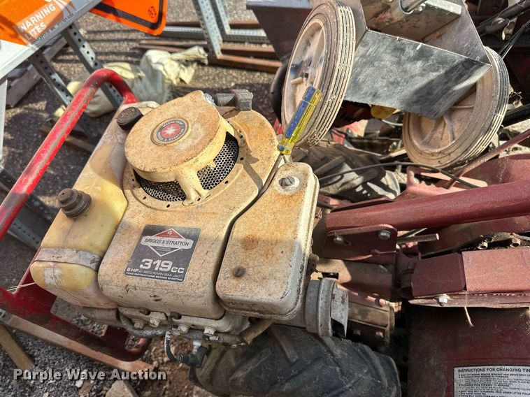 image for item DV0660 Lawn equipment